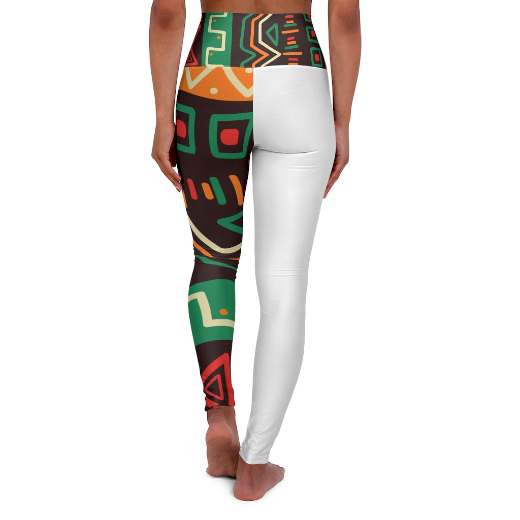 Queen Nzinga print on blanco *High Waisted Yoga Leggings